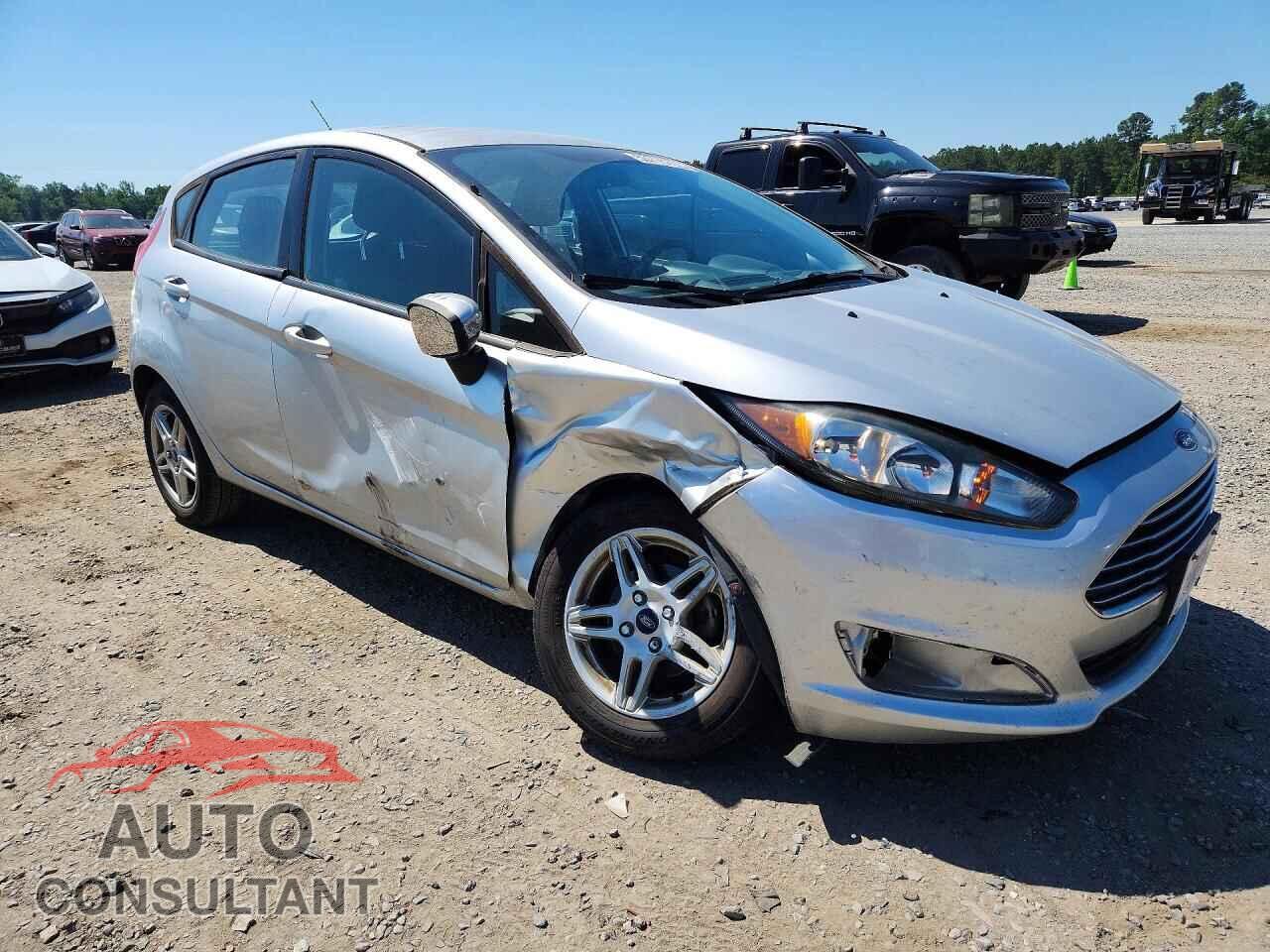 FORD FIESTA 2017 - 3FADP4EJ1HM158657