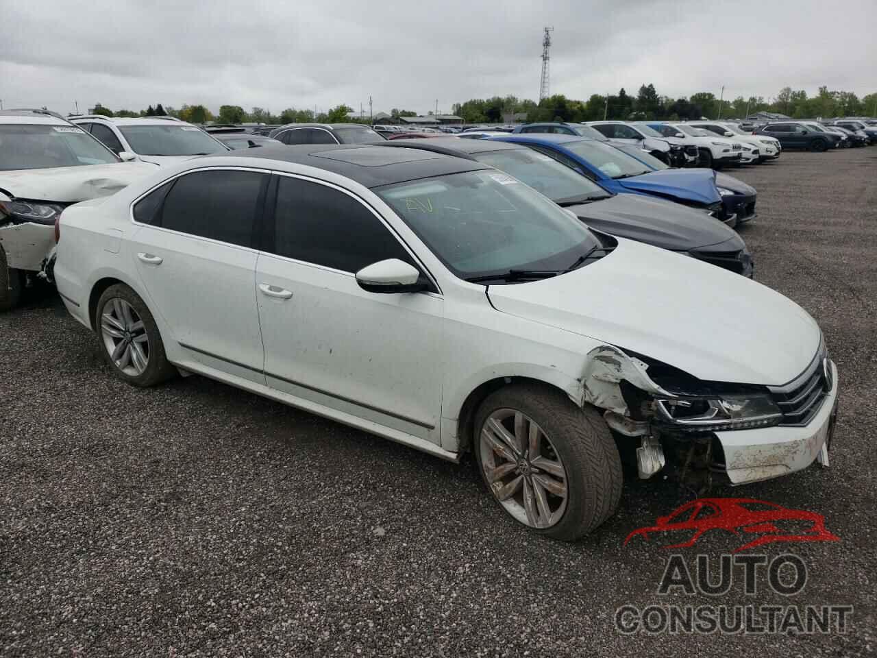 VOLKSWAGEN PASSAT 2017 - 1VWCT7A39HC037027