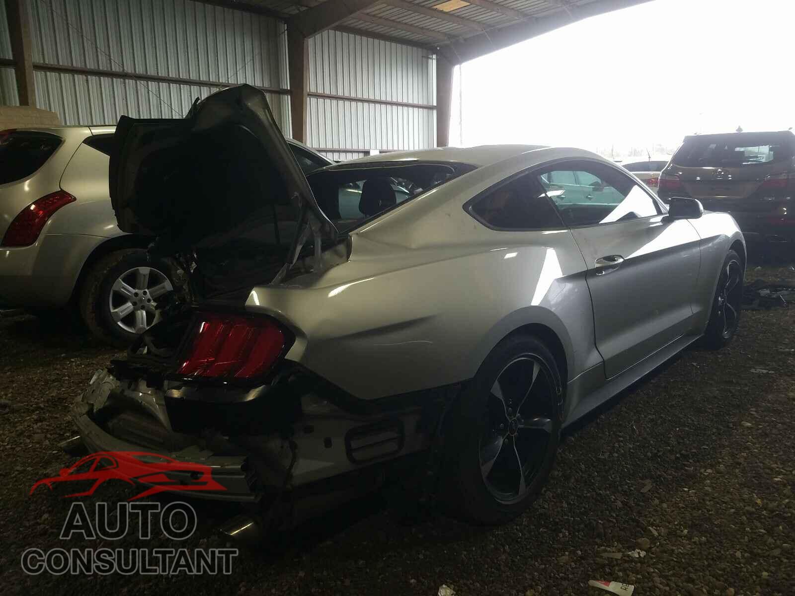 FORD MUSTANG 2018 - 1FA6P8TH1J5128800