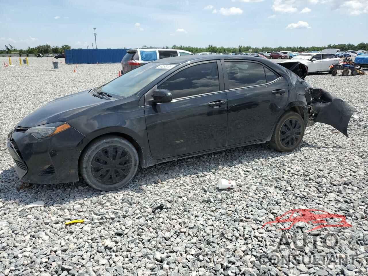 TOYOTA COROLLA 2018 - 5YFBURHE9JP784591