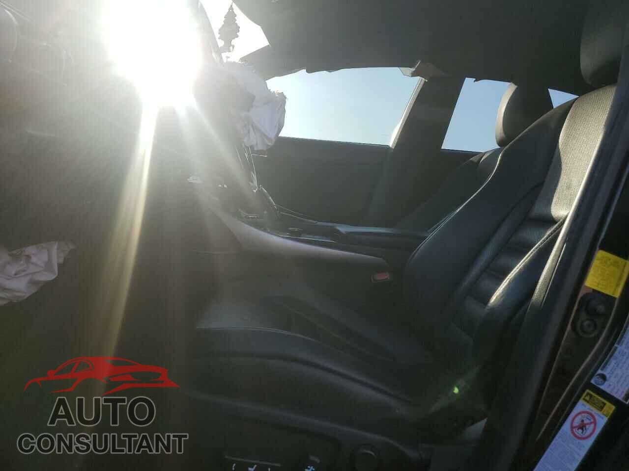 LEXUS IS 2015 - JTHBF1D29F5045750