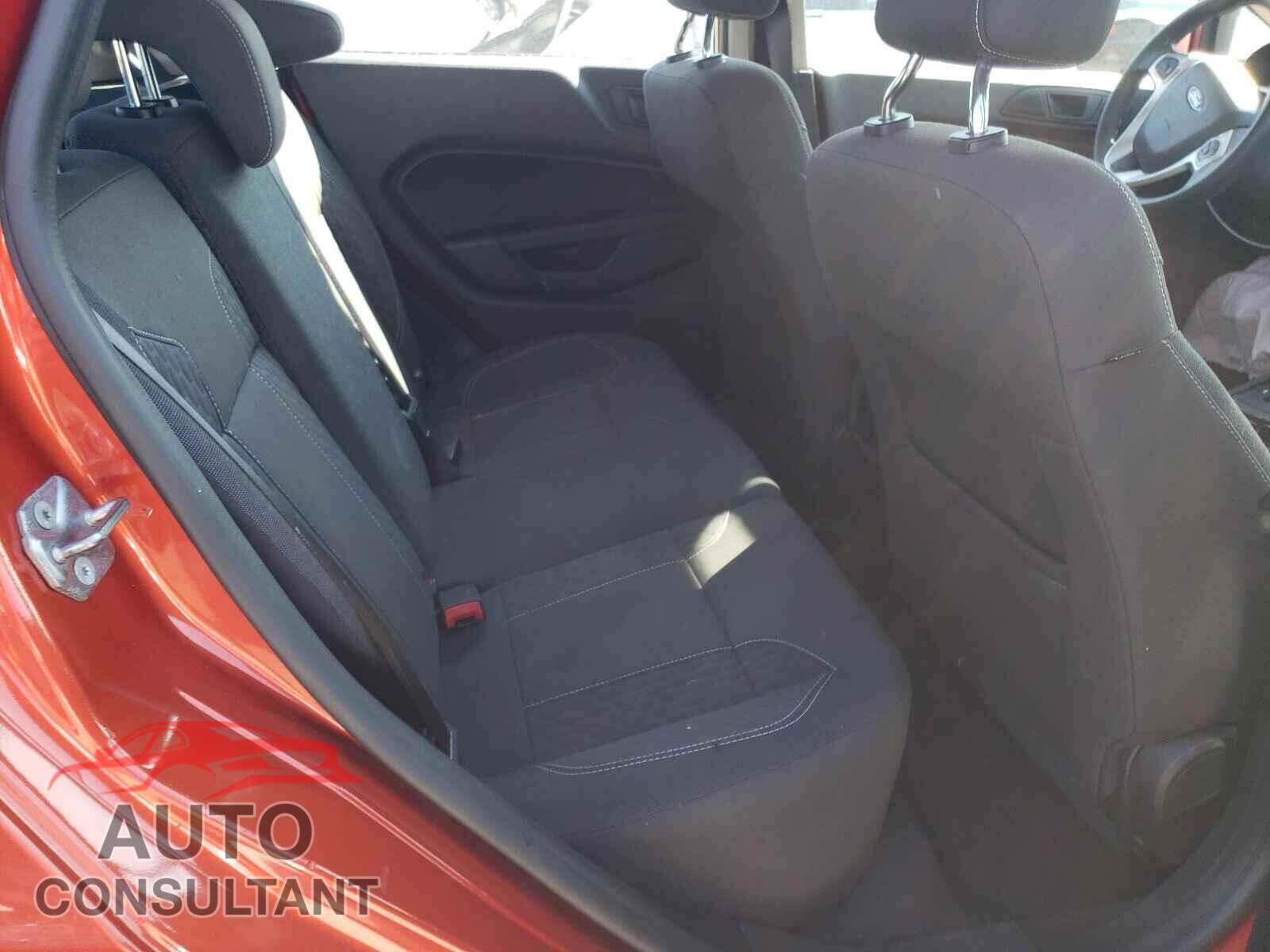 FORD FIESTA 2019 - 3FADP4EJ2KM106915