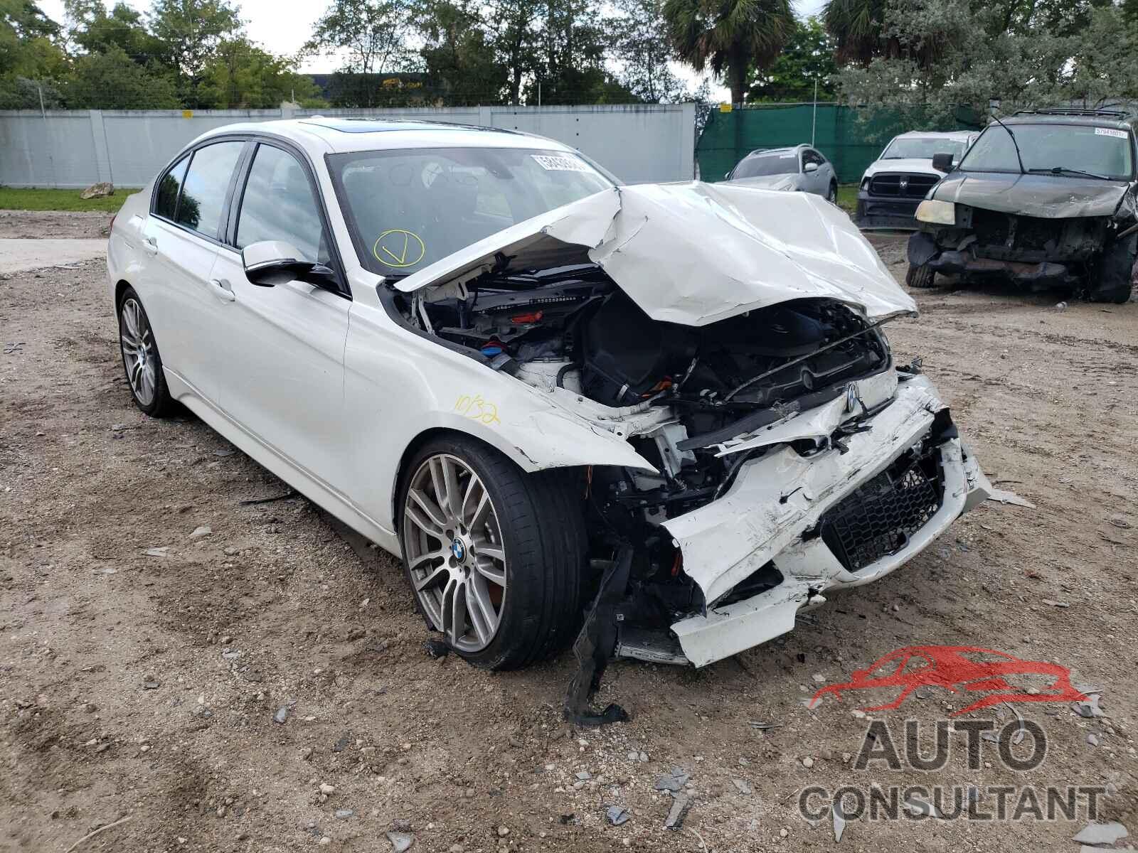 BMW 3 SERIES 2018 - WBA8B3C56JK385086