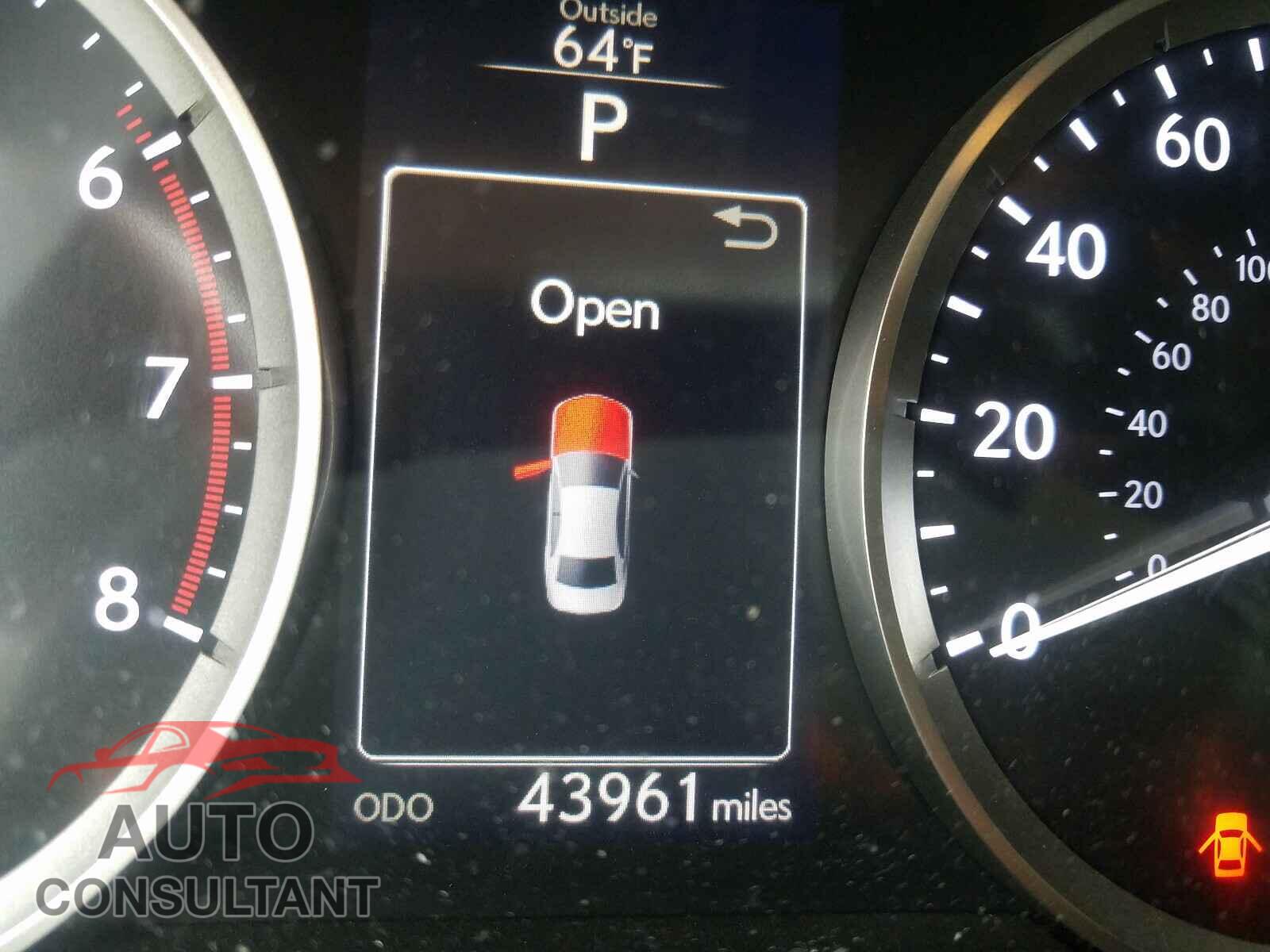LEXUS IS 2016 - JTHBA1D29G5022033