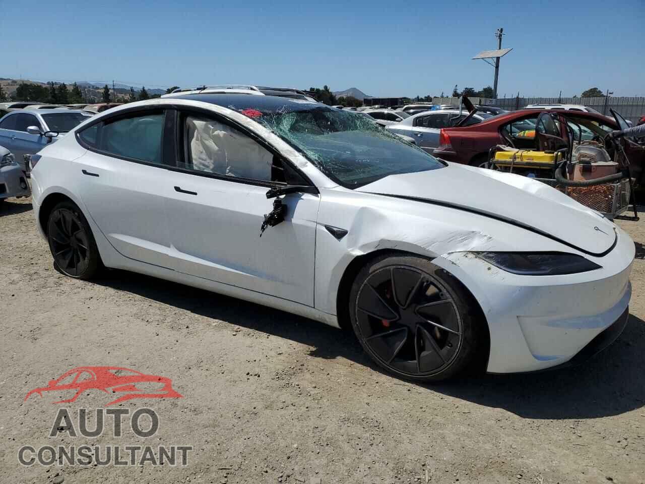 TESLA MODEL 3 2024 - 5YJ3E1ET1RF784484