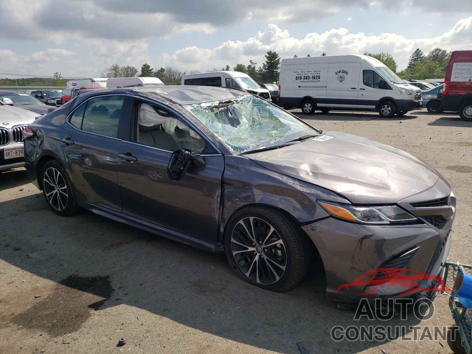 TOYOTA CAMRY 2020 - 4T1G11AK0LU352778