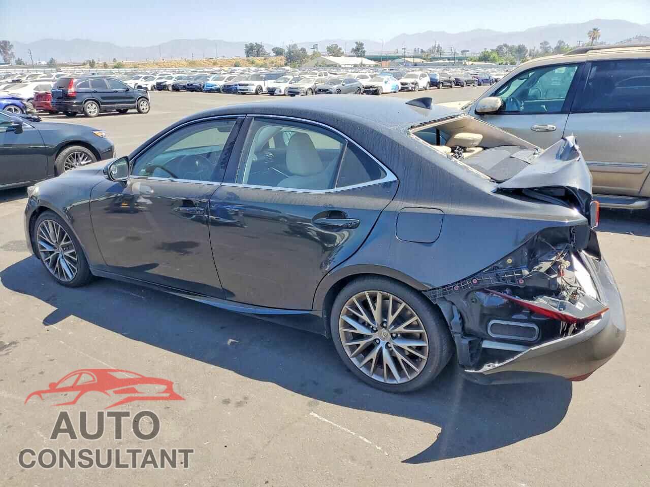 LEXUS IS 2017 - JTHBA1D20H5046433