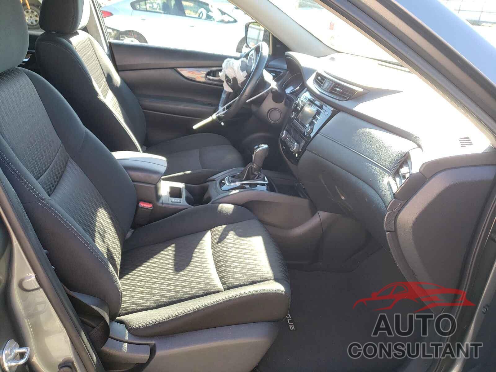 NISSAN ROGUE 2017 - KNMAT2MV6HP602093