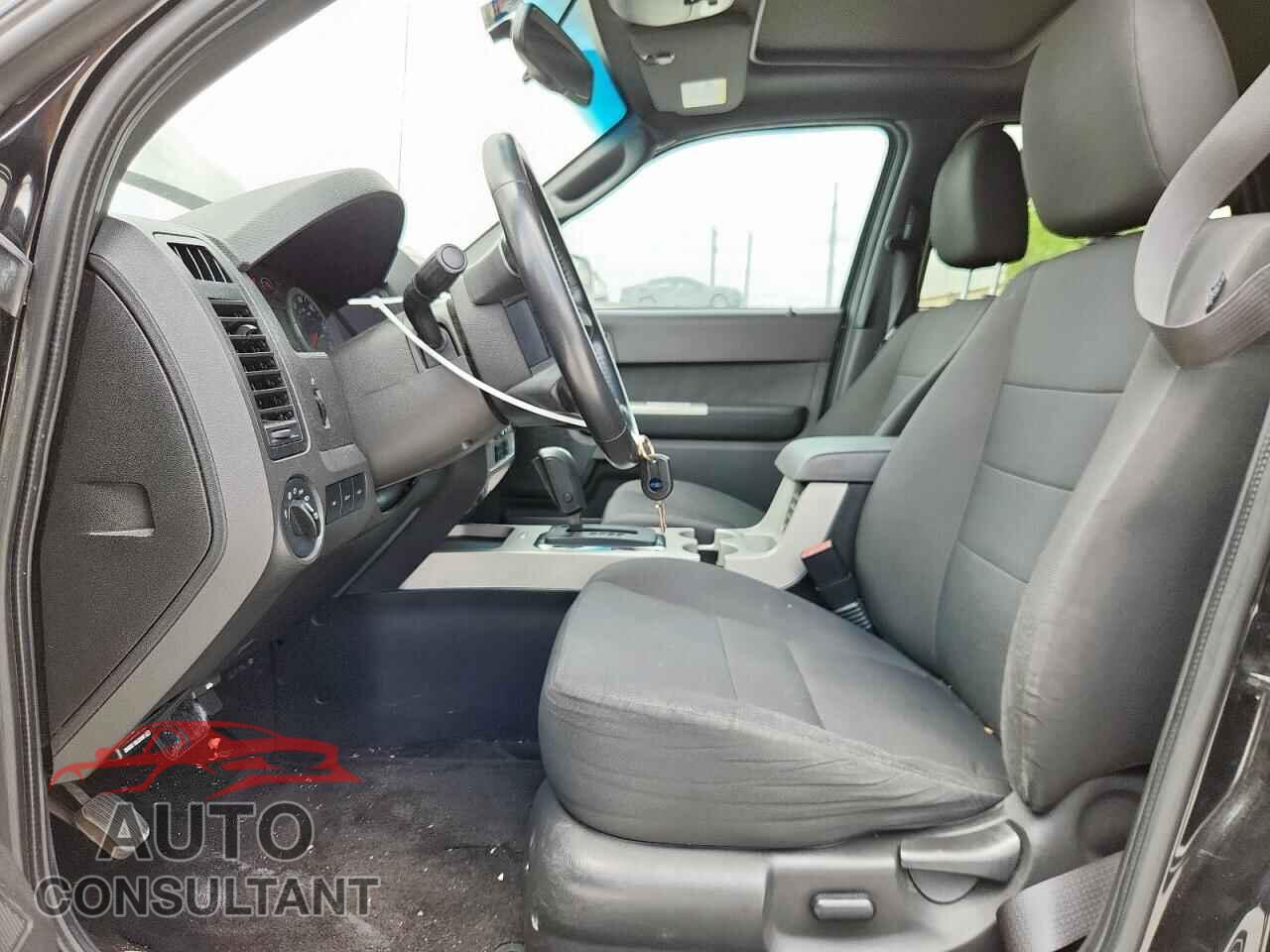 FORD ESCAPE 2011 - 1FMCU0D78BKC41154