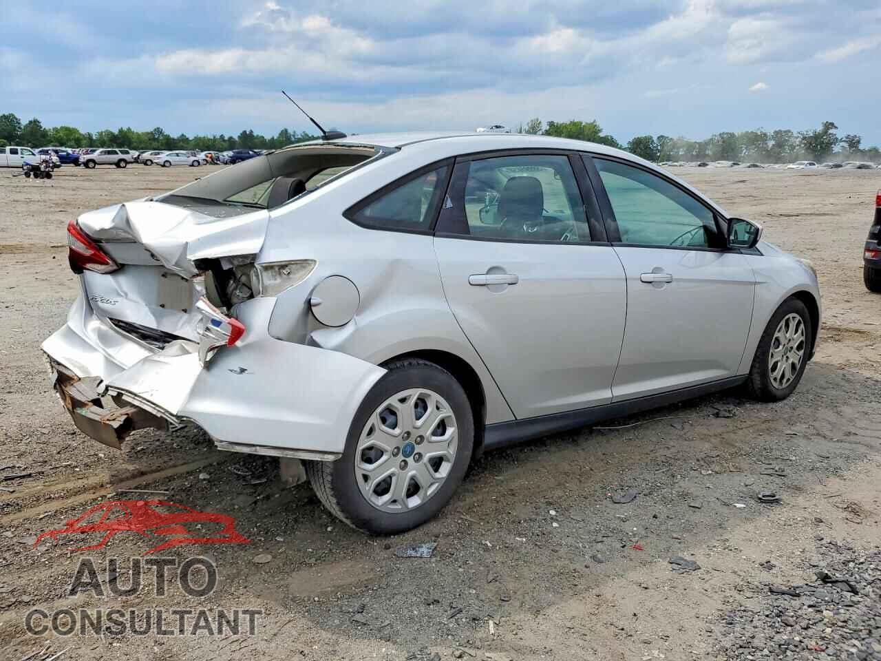 FORD FOCUS 2012 - 1FAHP3F28CL217331