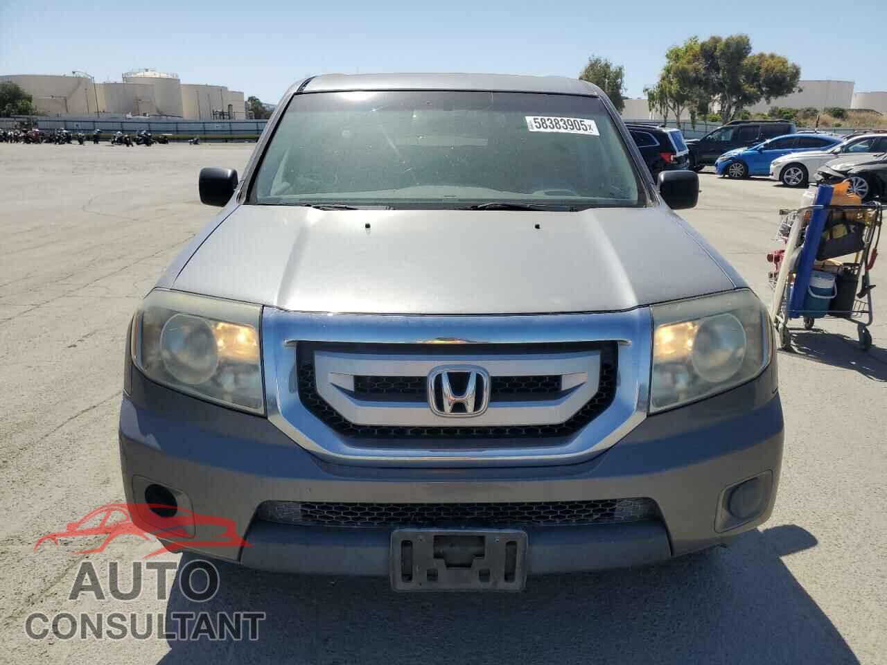 HONDA PILOT 2011 - 5FNYF3H28BB003984