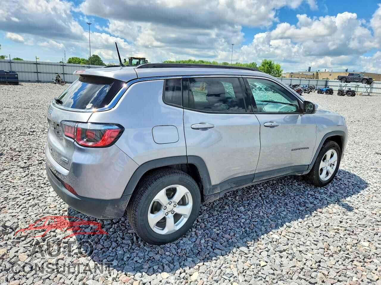 JEEP COMPASS 2018 - 3C4NJDBB7JT366065
