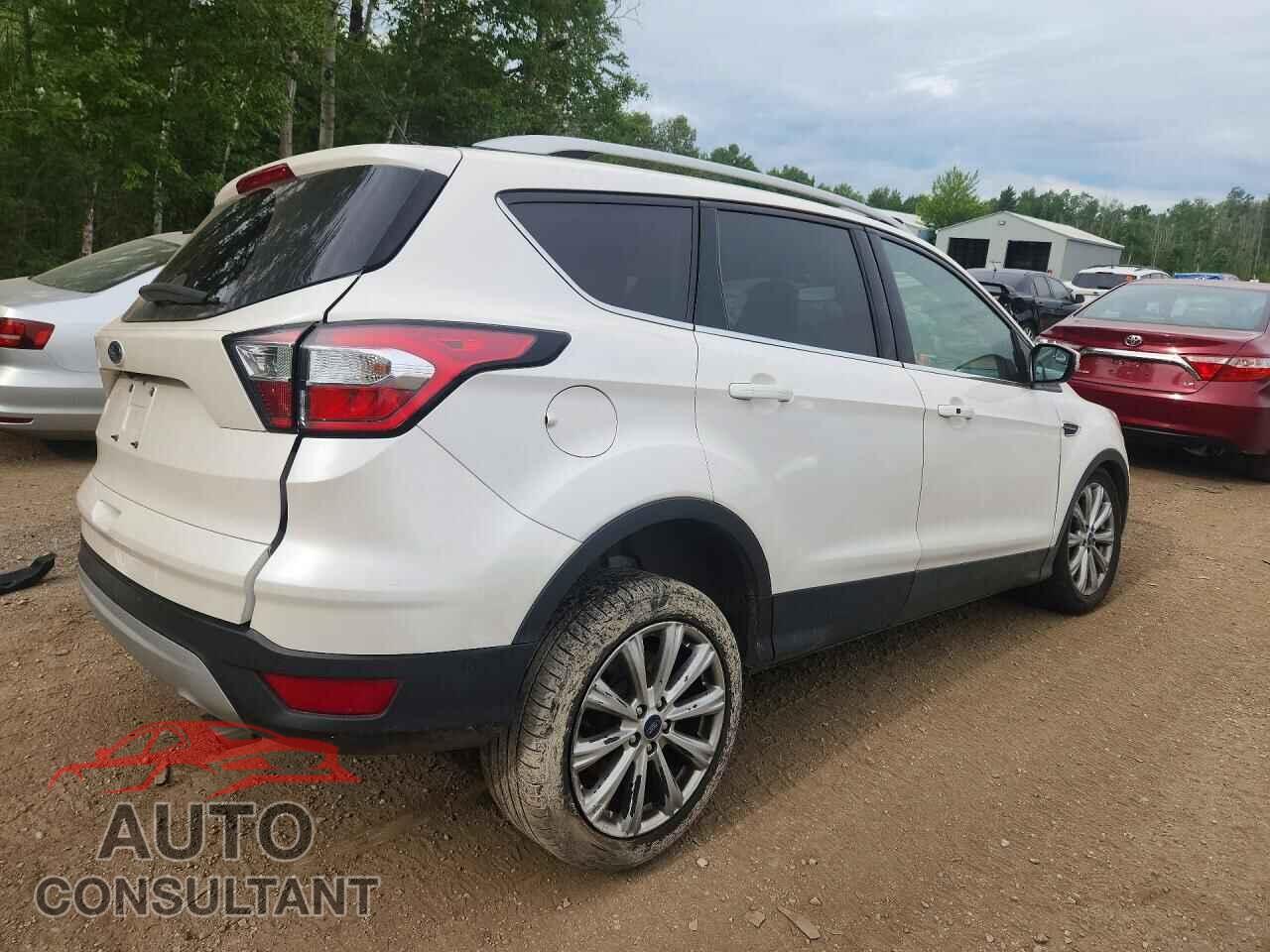 FORD ESCAPE 2018 - 1FMCU9J92JUC95594