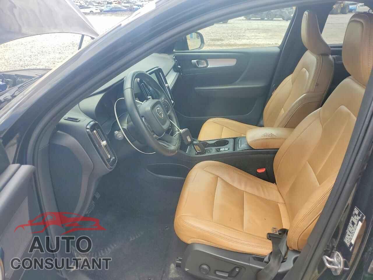 VOLVO XC40 2019 - YV4162UK2K2053068