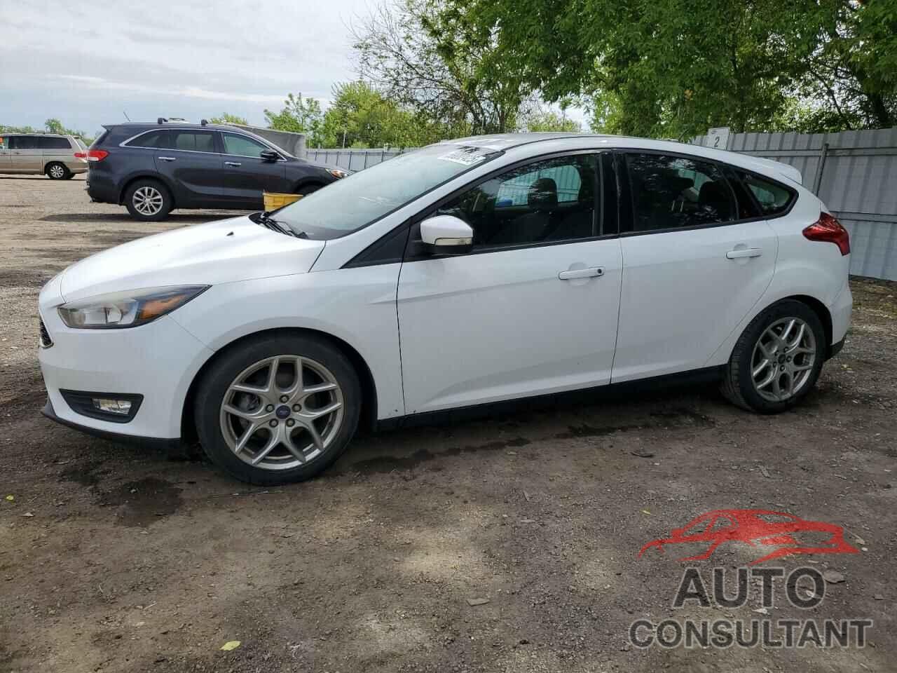 FORD FOCUS 2016 - 1FADP3K2XGL214568