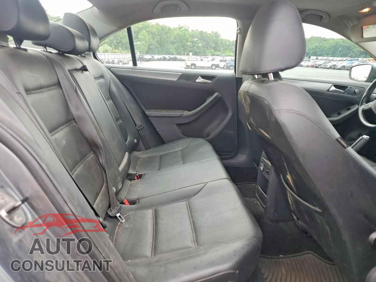 VOLKSWAGEN JETTA 2014 - 3VWLL7AJ1EM416970