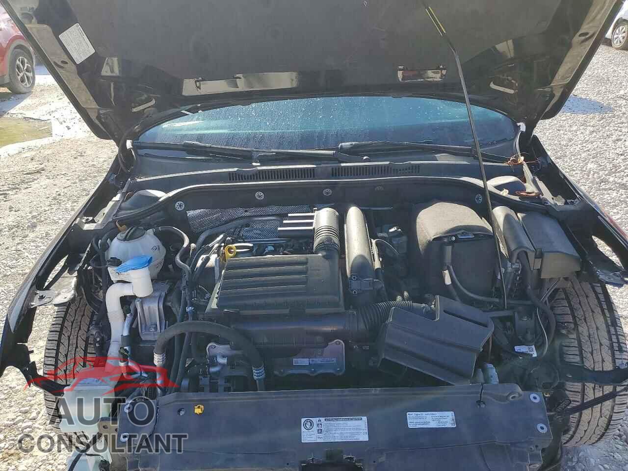 VOLKSWAGEN JETTA 2017 - 3VW2B7AJ2HM404071