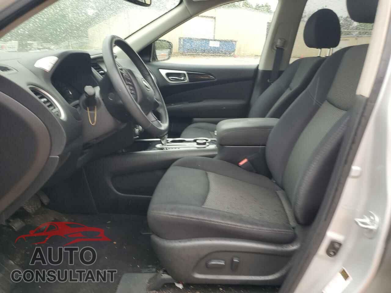 NISSAN PATHFINDER 2017 - 5N1DR2MM7HC630555