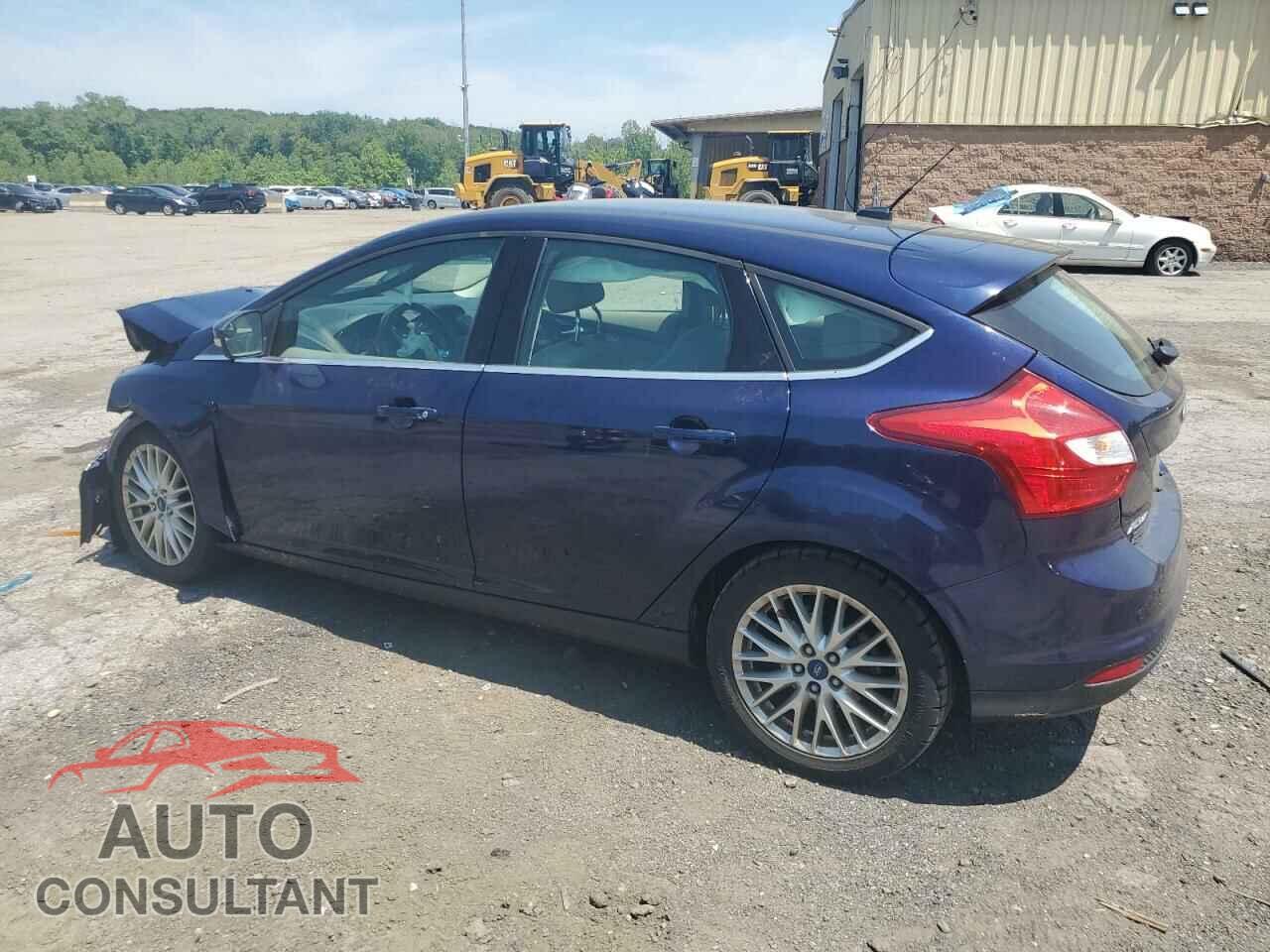 FORD FOCUS 2012 - 1FAHP3M2XCL149567