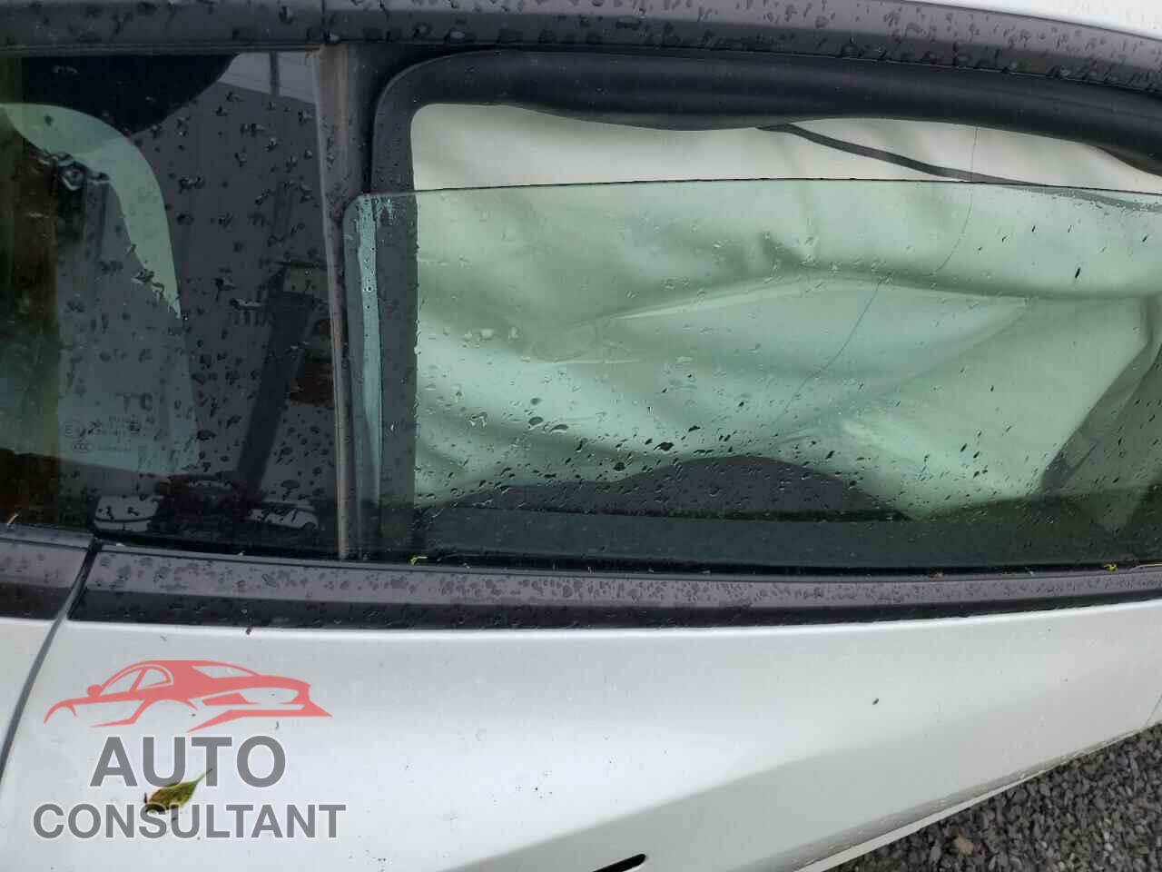 TESLA MODEL 3 2023 - 5YJ3E1EA8PF588554