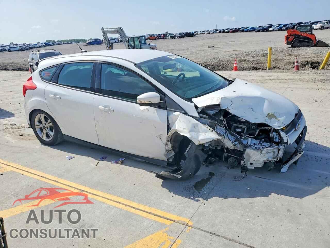 FORD FOCUS 2014 - 1FADP3K22EL200015