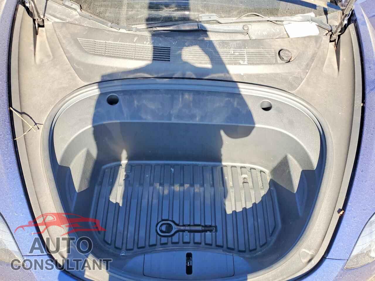 TESLA MODEL 3 2021 - 5YJ3E1EB2MF074008