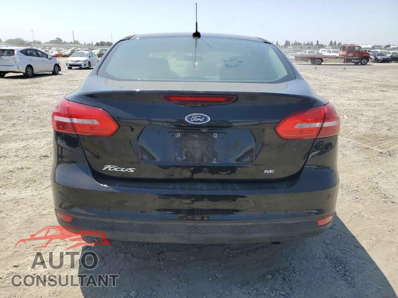 FORD FOCUS 2018 - 1FADP3H23JL223935
