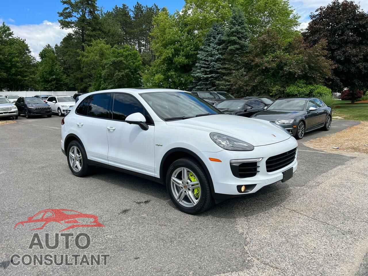 PORSCHE CAYENNE 2016 - WP1AE2A29GLA62277