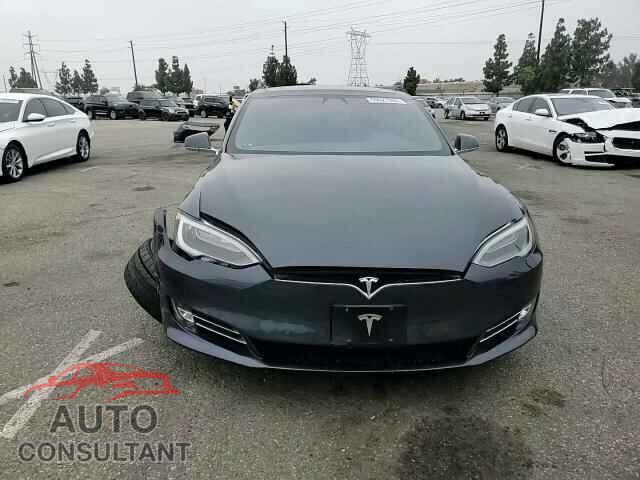 TESLA MODEL S 2018 - 5YJSA1E23JF261843