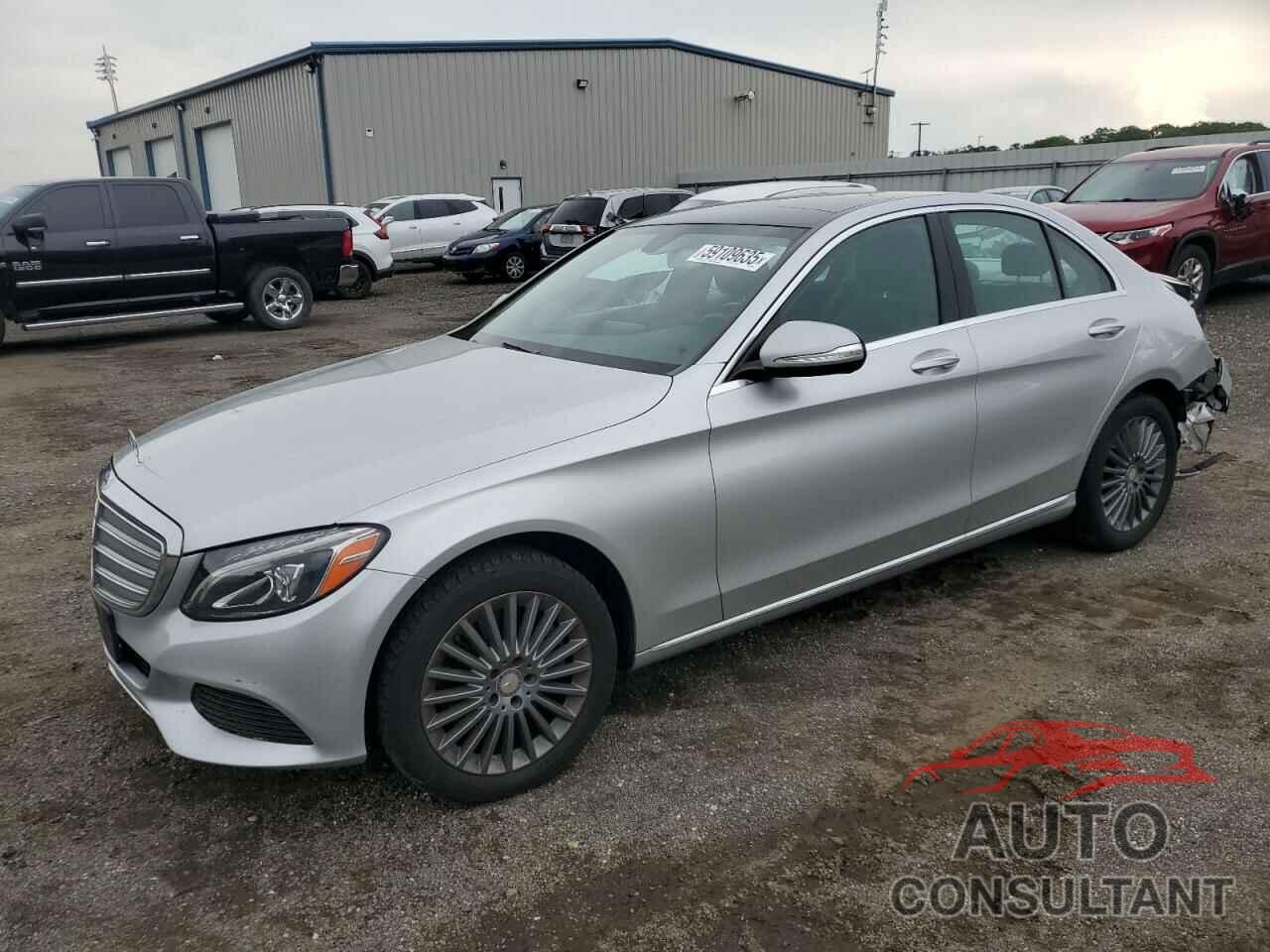 MERCEDES-BENZ C-CLASS 2015 - 55SWF4KB3FU029838