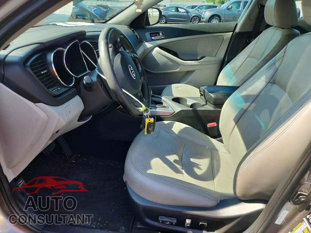 KIA OPTIMA 2013 - 5XXGN4A74DG210477