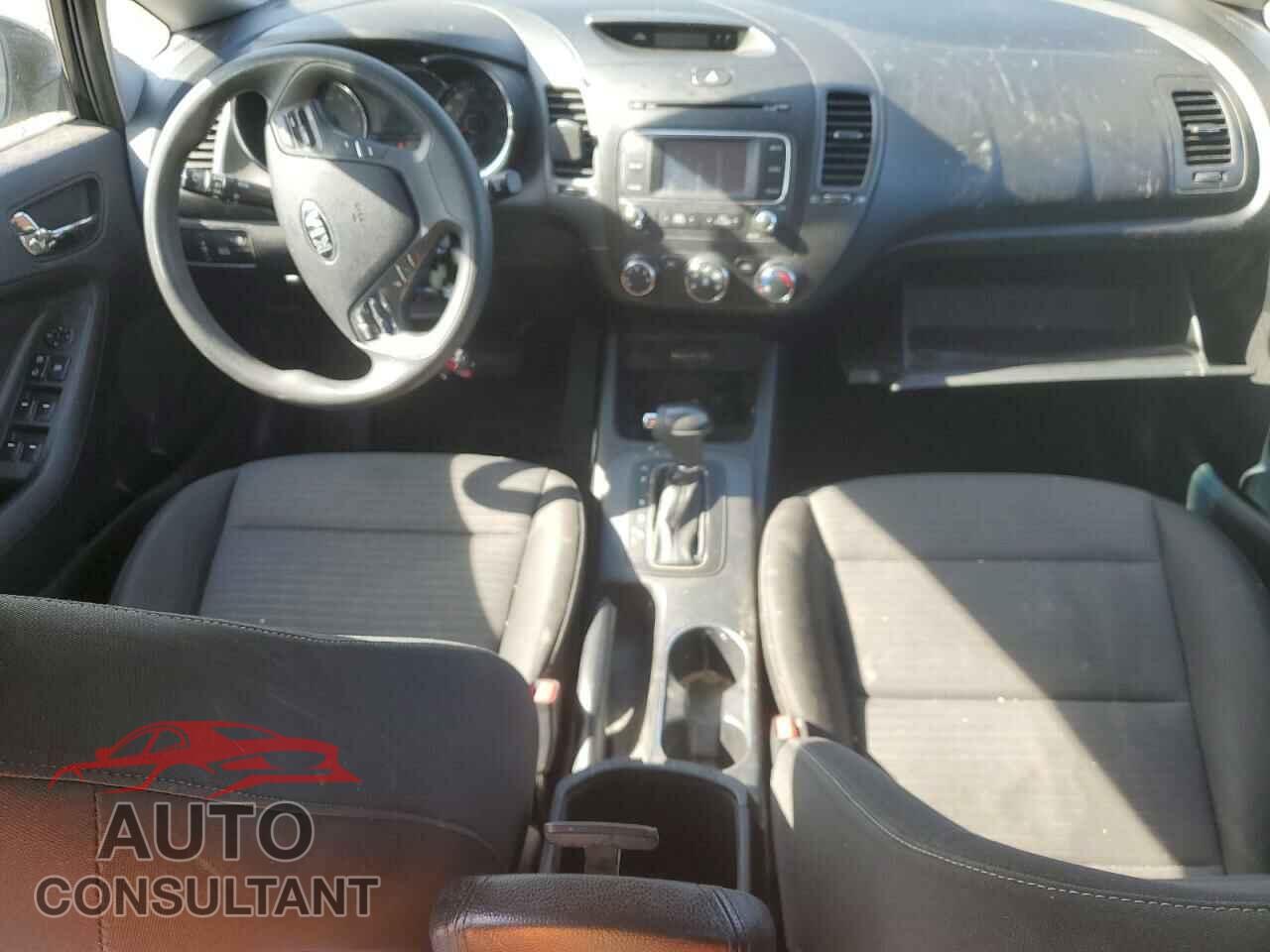 KIA FORTE 2016 - KNAFX4A69G5455729