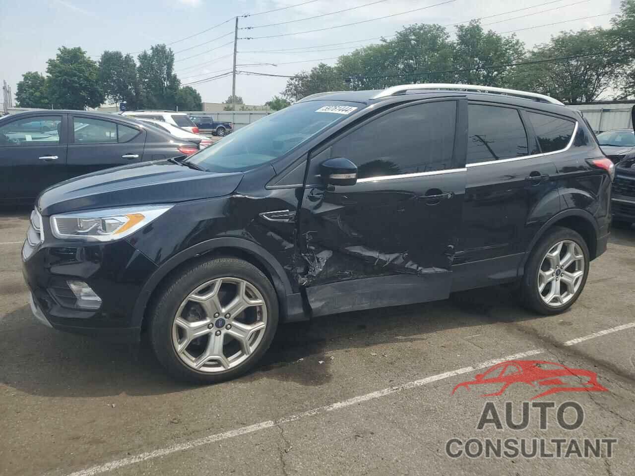 FORD ESCAPE 2018 - 1FMCU9J98JUD35905