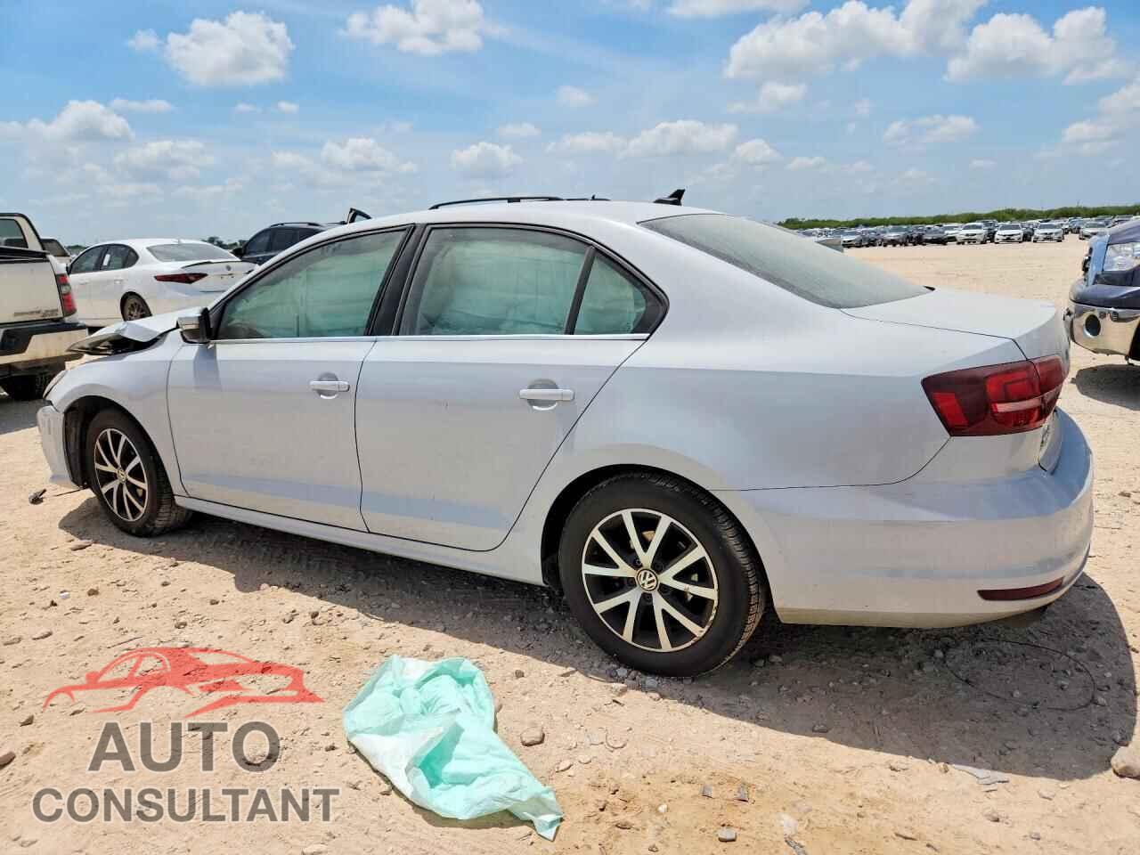 VOLKSWAGEN JETTA 2017 - 3VWDB7AJ8HM379766