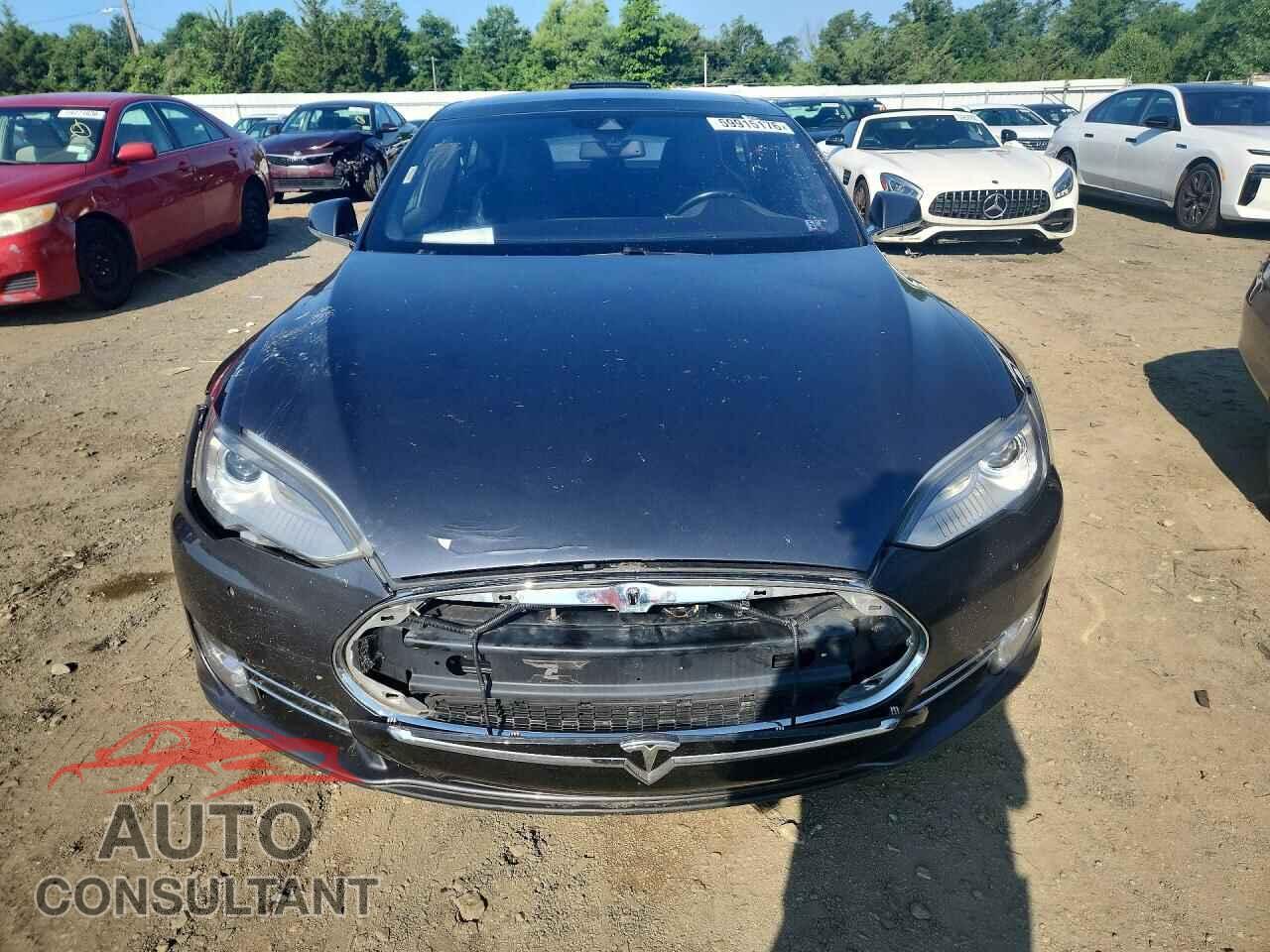 TESLA MODEL S 2016 - 5YJSA1E13GF131125