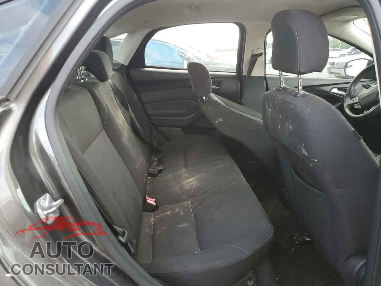 FORD FOCUS 2015 - 1FADP3F2XFL299534