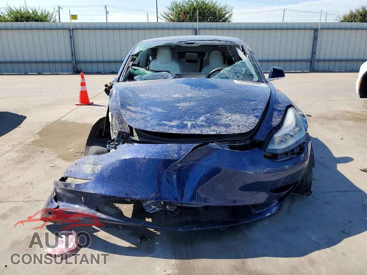 TESLA MODEL 3 2019 - 5YJ3E1EBXKF437121