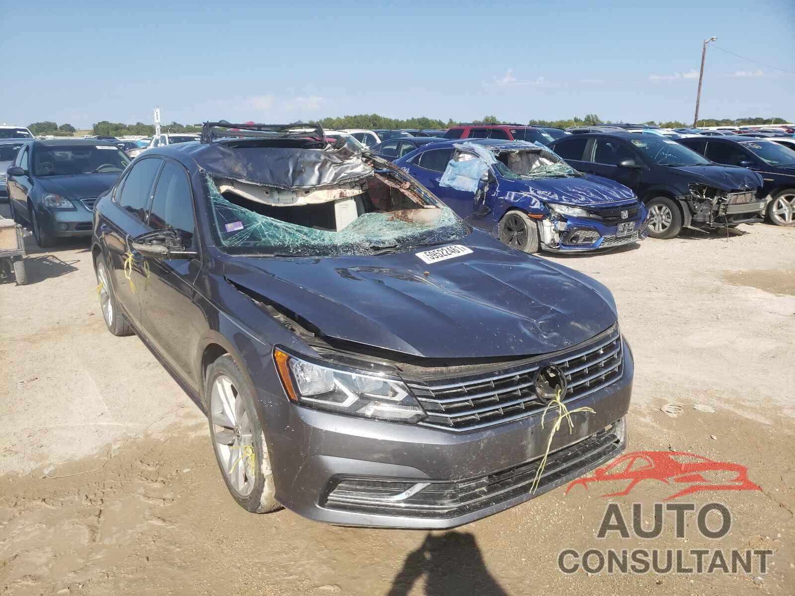VOLKSWAGEN PASSAT 2019 - 1VWLA7A32KC008904