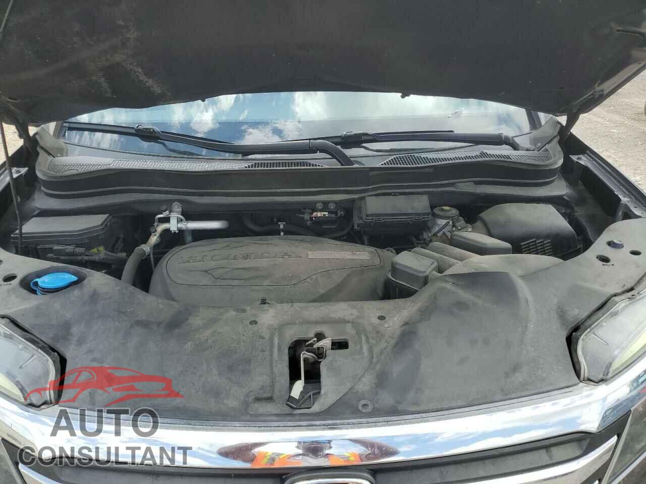 HONDA PILOT 2017 - 5FNYF5H54HB014298