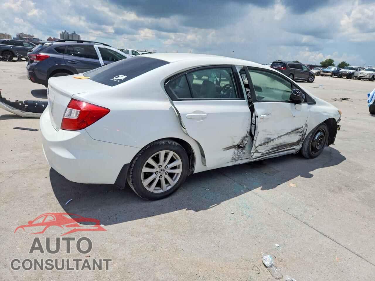HONDA CIVIC 2012 - 2HGFB2F90CH545736