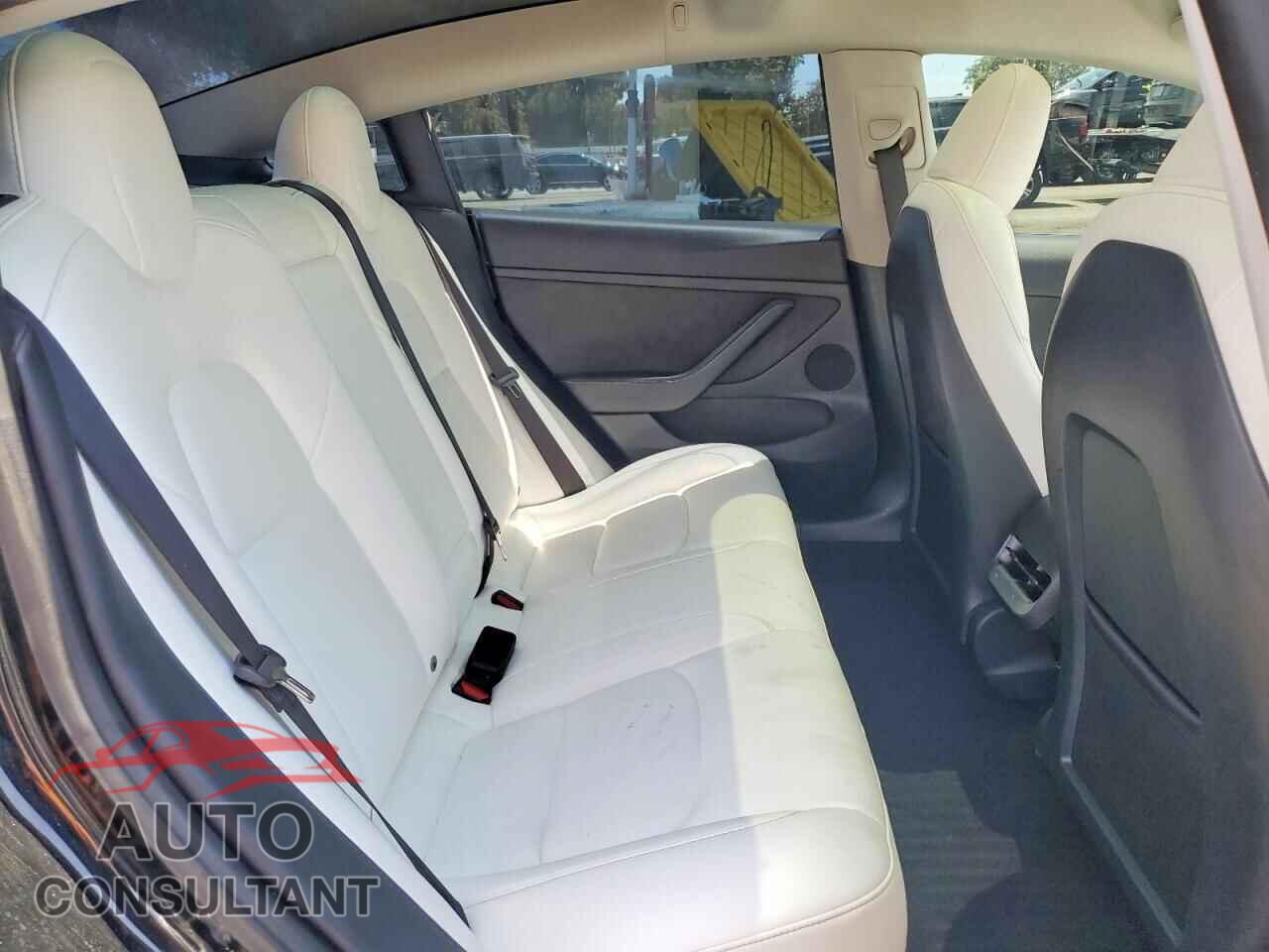 TESLA MODEL 3 2023 - 5YJ3E1EA9PF620802