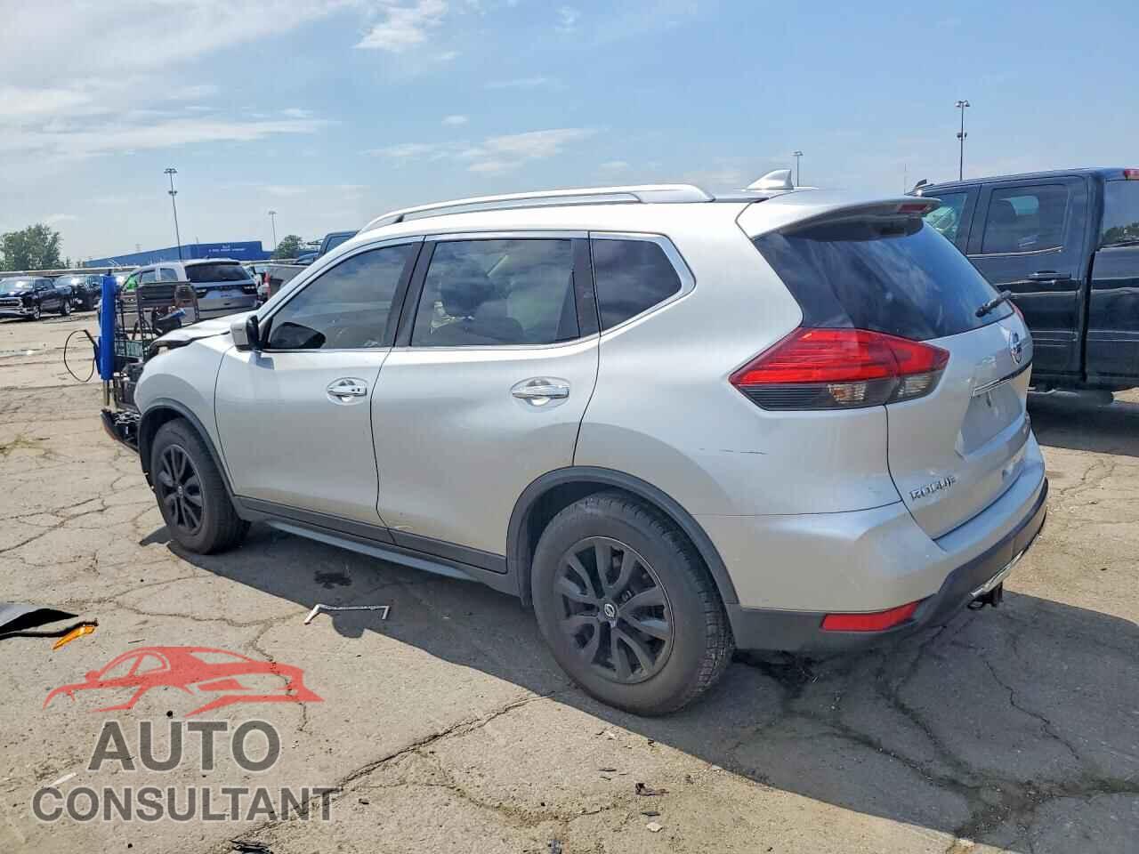 NISSAN ROGUE 2017 - KNMAT2MV7HP506537