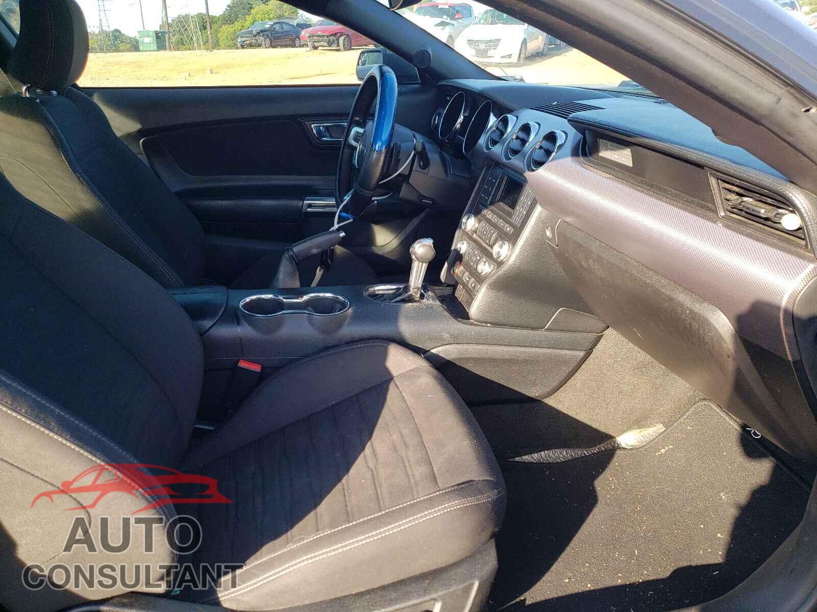 FORD MUSTANG 2017 - 1FA6P8TH0H5263261