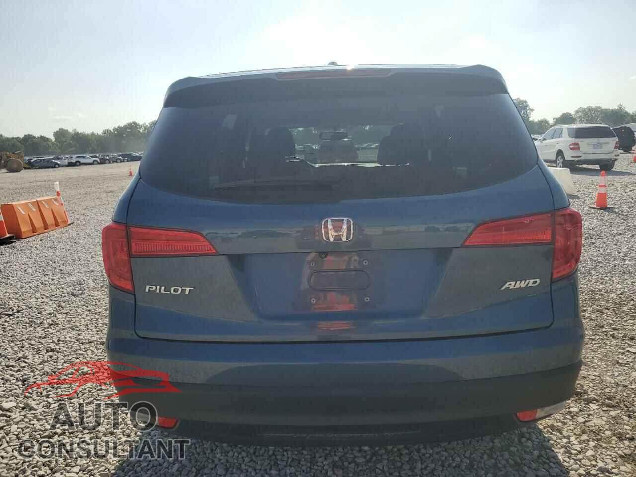 HONDA PILOT 2017 - 5FNYF6H50HB008309