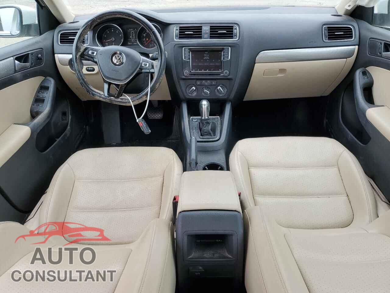 VOLKSWAGEN JETTA 2017 - 3VWDB7AJ2HM208544