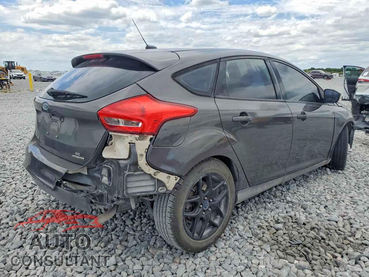 FORD FOCUS 2016 - 1FADP3K25GL318367