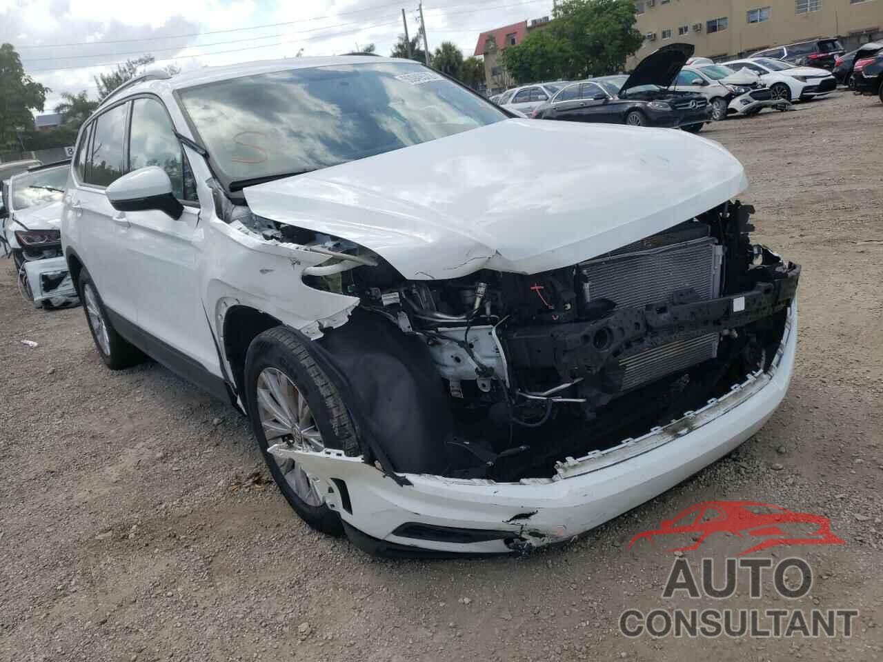 VOLKSWAGEN TIGUAN 2019 - 3VV1B7AX0KM079044