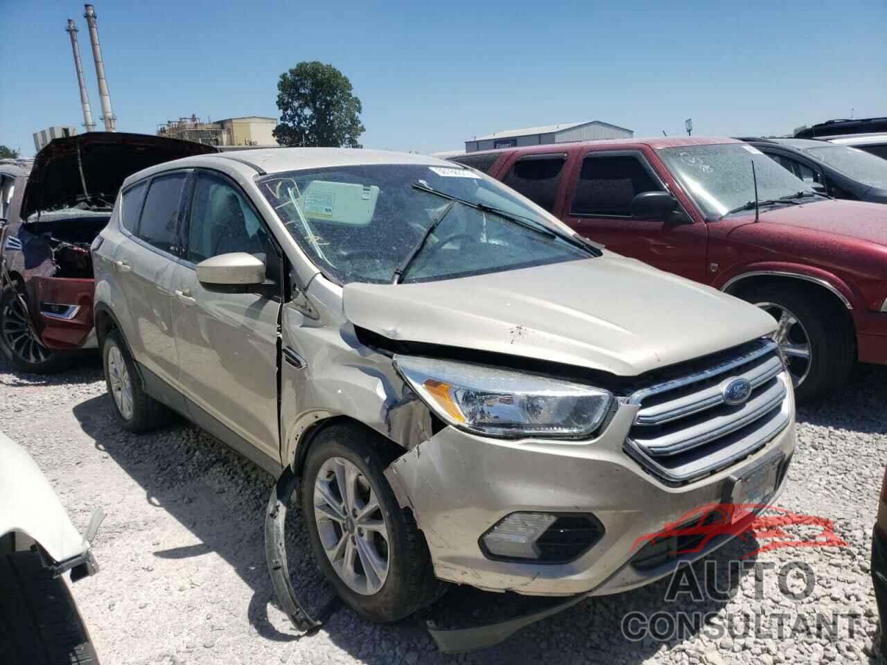 FORD ESCAPE 2017 - 1FMCU0GD5HUD67390