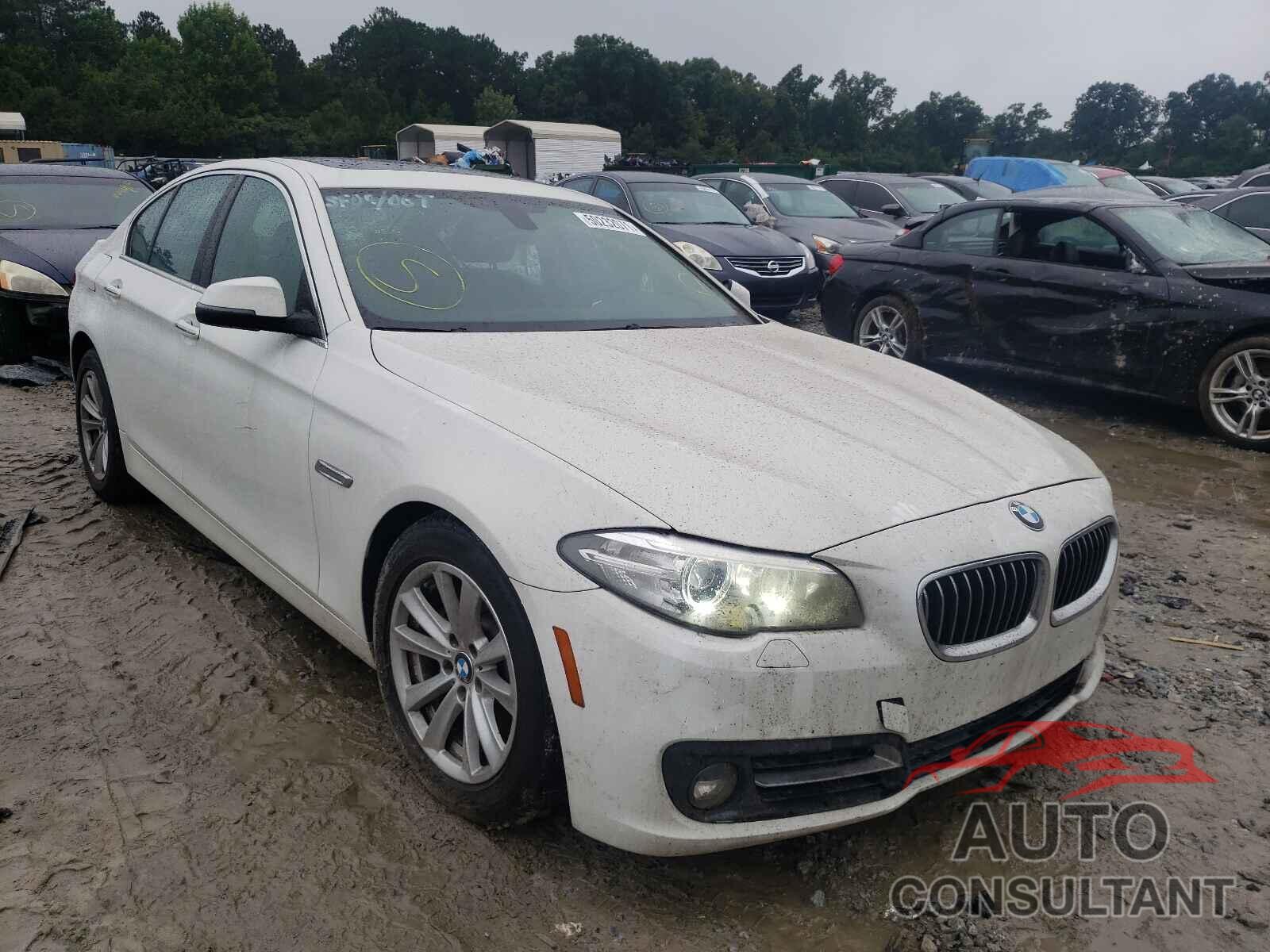 BMW 5 SERIES 2016 - WBA5A5C52GG350980