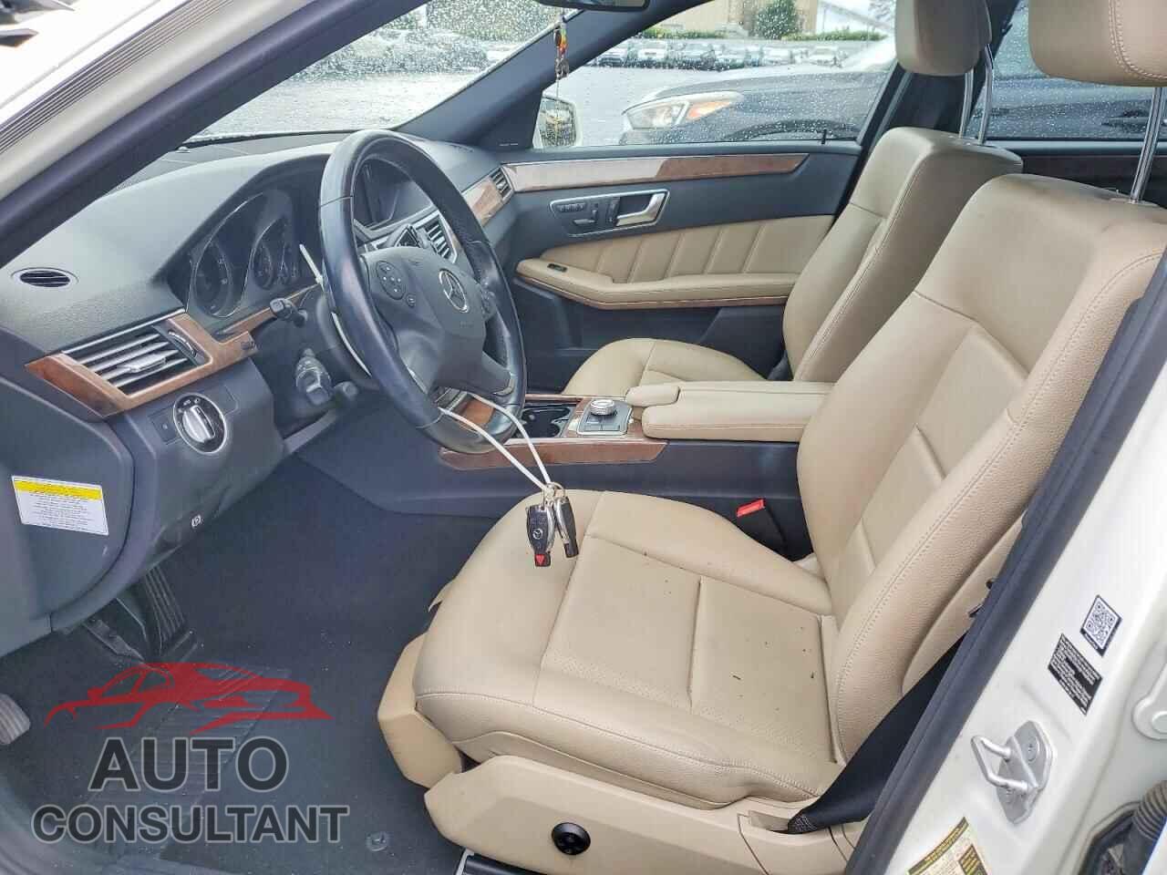 MERCEDES-BENZ E-CLASS 2012 - WDDHF5KB2CA594916